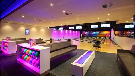 Amf bowling bowling - Visit Us. 4200 George Washington Mem Hwy Yorktown, VA 23692 757-890-0495. Get Directions. 